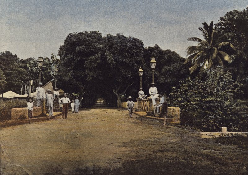 Papeete város bejárata alkotó: European Photographer