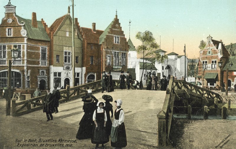 A hídon, Brüsszel Kermesse, Brüsszeli Kiállítás, 1910 alkotó: European Photographer