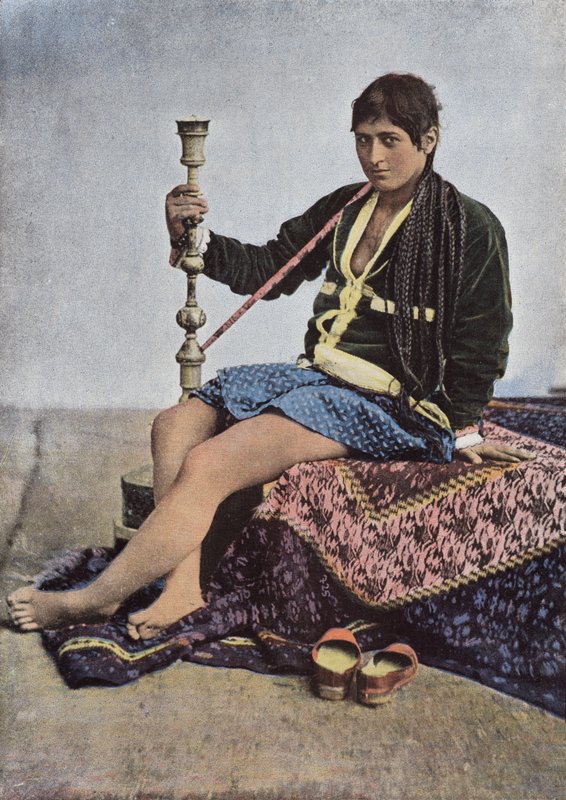 Perzsa dohányzás A Kalgan alkotó: European Photographer