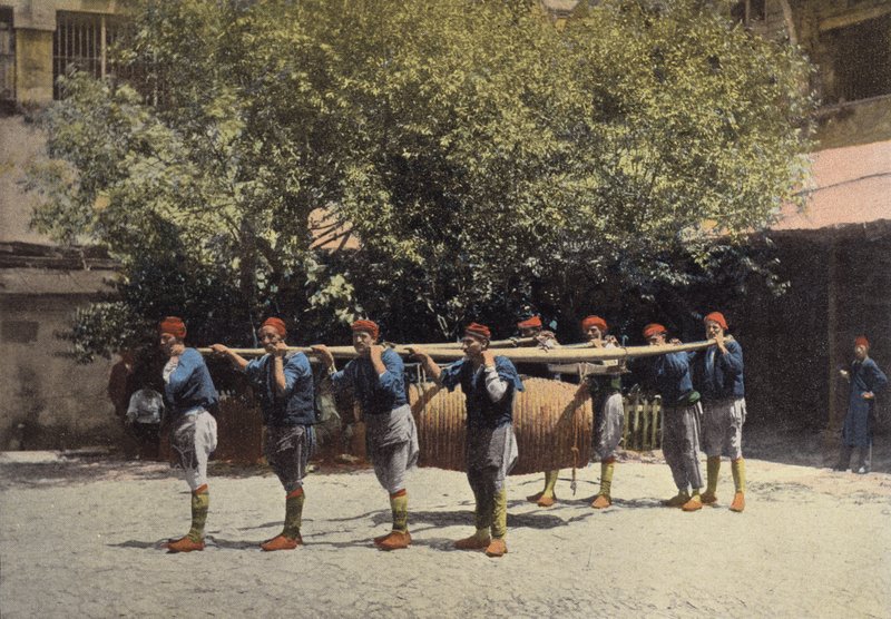 Török tűzoltók alkotó: European Photographer