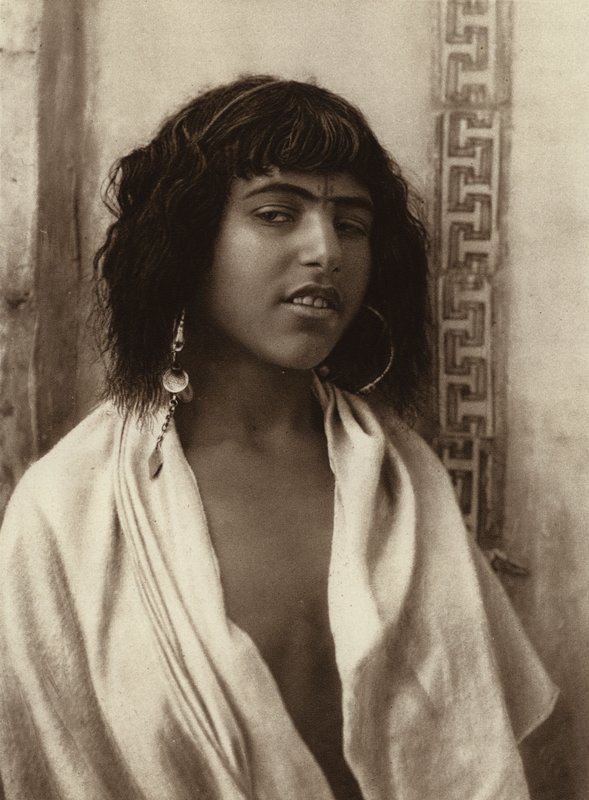 Algír, berber lány (fekete-fehér fotó) alkotó: European Photographer
