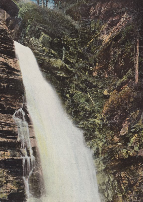 Luchon, A pokol szakadéka alkotó: European Photographer