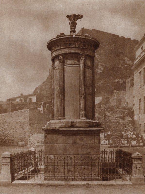 Emlékmű Dionüszosznak, a bor istenének, melyet Lizikratész állított Athénban Kr.e. 335-34-ben, hogy megünnepelje csapata győzelmét a színházi versenyeken (f/w fotó) alkotó: European Photographer