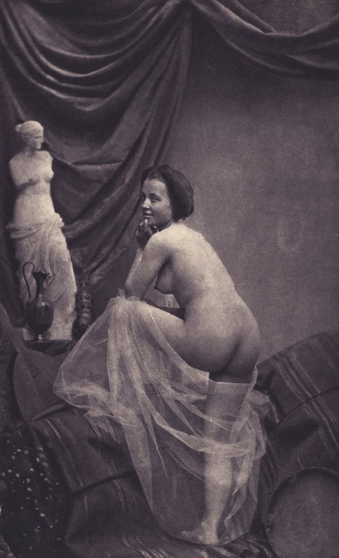 Második Birodalom akt (fekete-fehér fotó) alkotó: European Photographer
