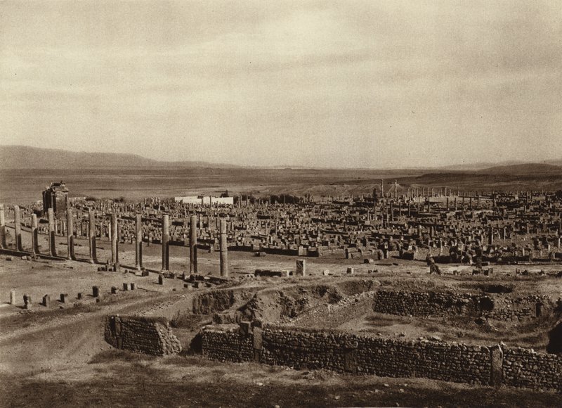 Timgad, Általános kép (fekete-fehér fénykép) alkotó: European Photographer