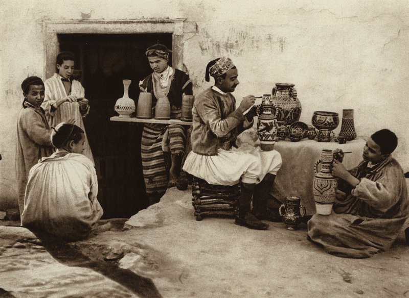 Tunisz, fazekas fészer (fekete-fehér fotó) alkotó: European Photographer