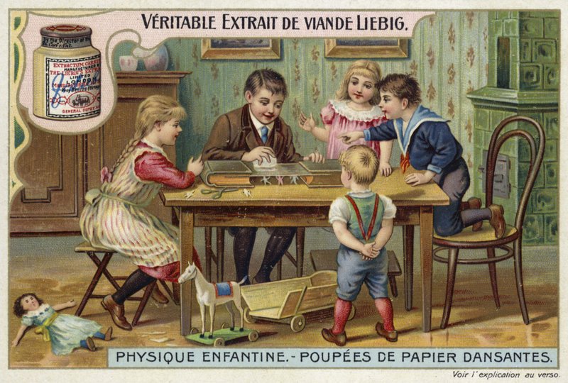 Táncoló papírbabák alkotó: European School