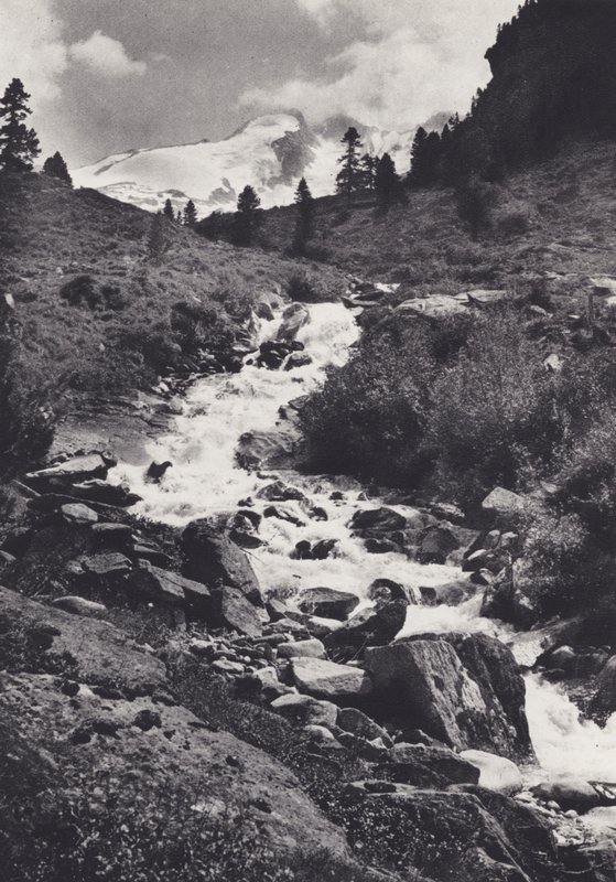 Keleti Alpok: A Reichen-hegység a Wildgerlos Tal felső végétől (f/w fotó) alkotó: Francis Sydney Smythe