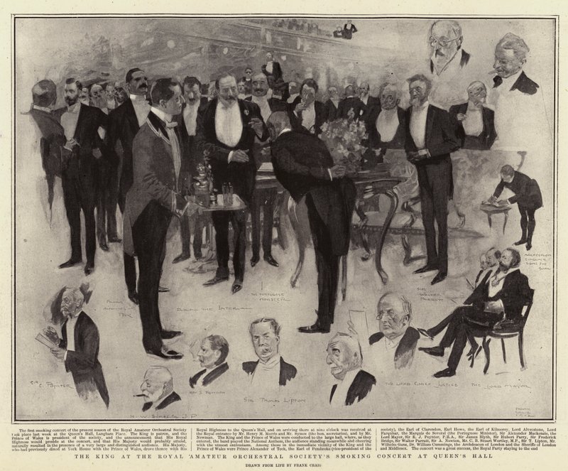 A király a Royal Amateur Orchestral Society dohányzókoncertjén a Queen