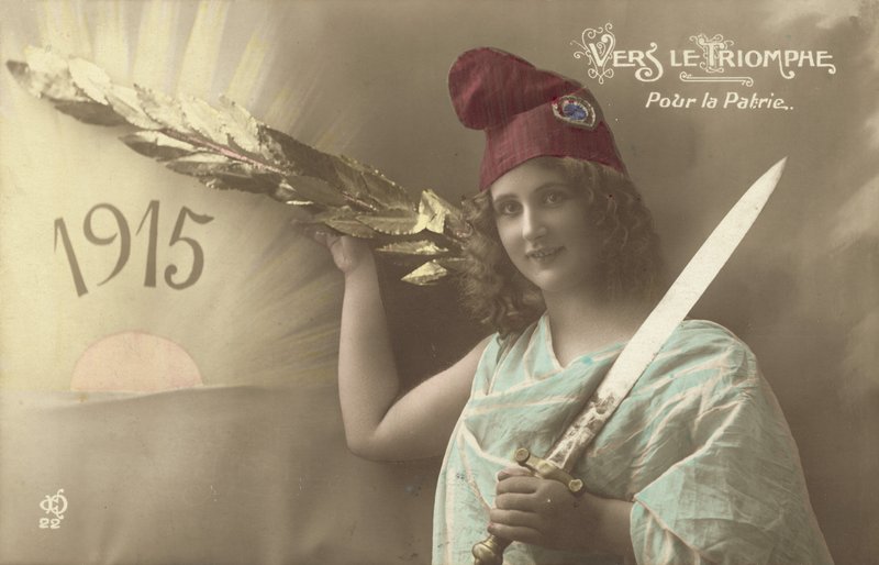 1915, A diadal felé, A hazáért alkotó: French Photographer