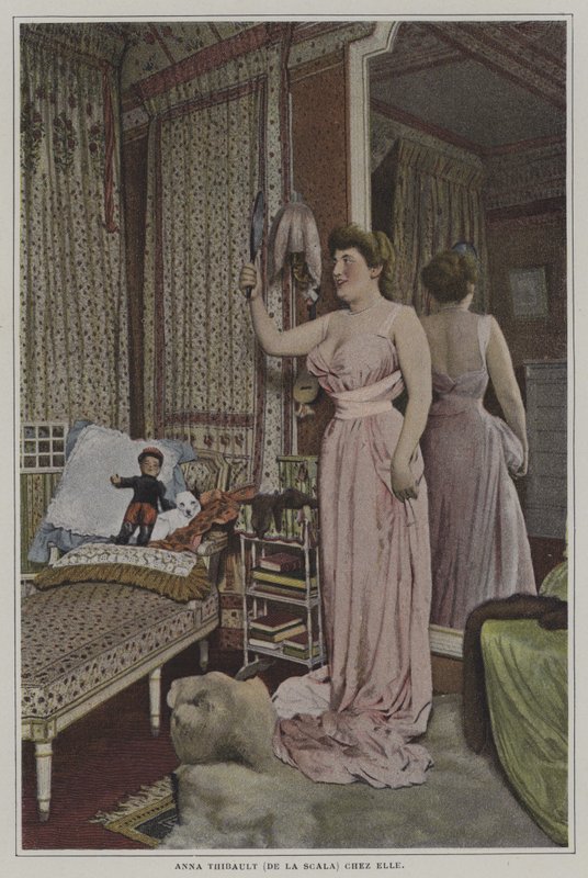 Anna Thibault, a párizsi La Scala francia énekesnője otthon (színes fotó) alkotó: French Photographer