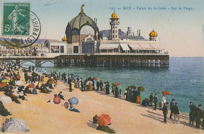 Strand és Palais de la Jetee, Nizza. 1913-ban feladott képeslap. alkotó: French Photographer