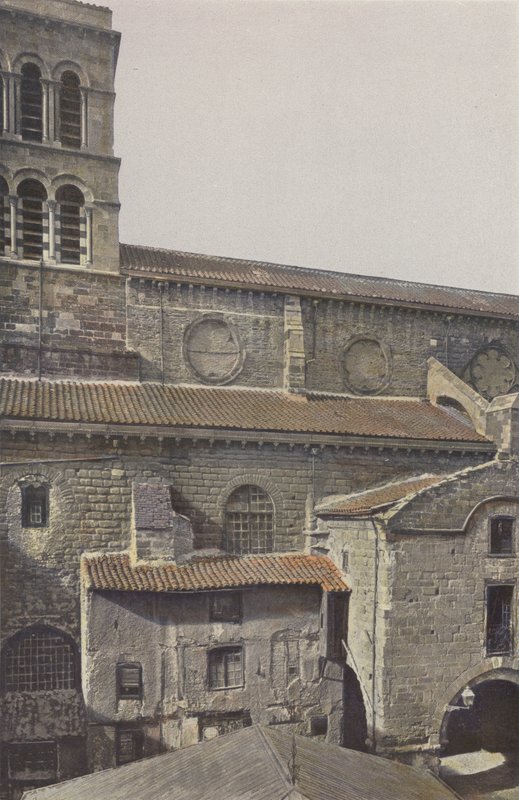 Brioude, Saint-Julien templom, oldalsó veranda S alkotó: French Photographer