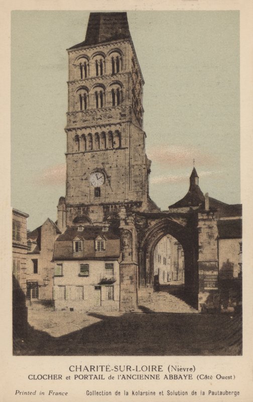 Charite Sur Loire, harangtorony és a régi apátság portálja alkotó: French Photographer