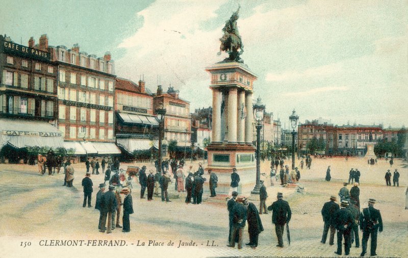 Clermont-Ferrand, Place De Jaude alkotó: French Photographer