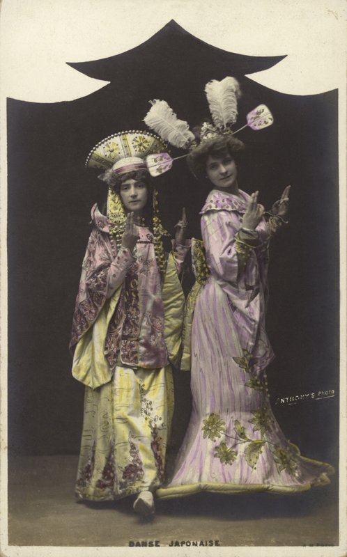 Japán tánc alkotó: French Photographer