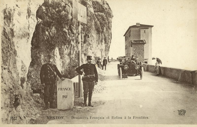 Francia-olasz határ, Menton (f/w fotó) alkotó: French Photographer