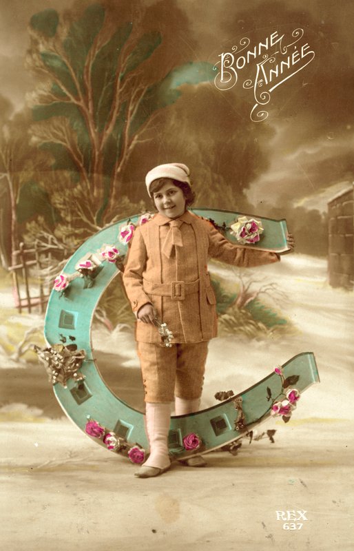 Lány nagy patkóval alkotó: French Photographer