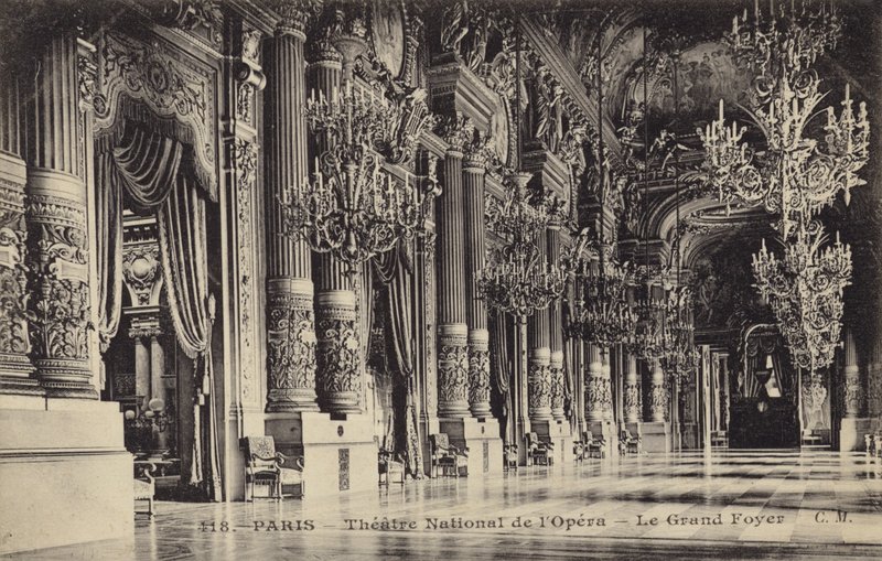 A Theatre National de lOpera nagy előcsarnoka, Párizs alkotó: French Photographer