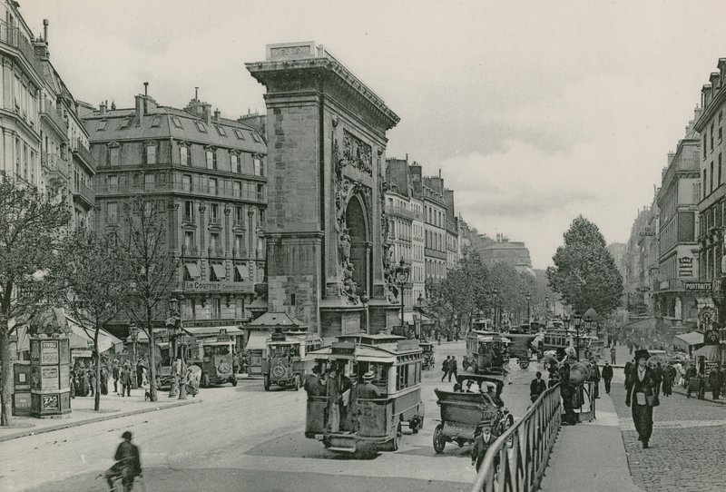 La Porte et le Boulevard Saint-Denis, A Saint-Denis kapu és a Boulevard (fotógravírozás) alkotó: French Photographer