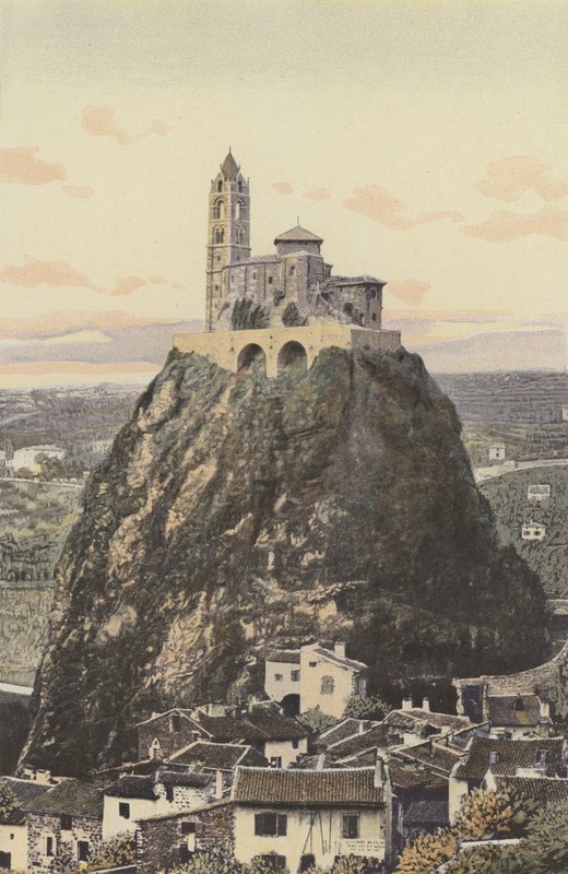 Le Puy, Saint-Michel templom, az Aiguilhe szikla tetején alkotó: French Photographer