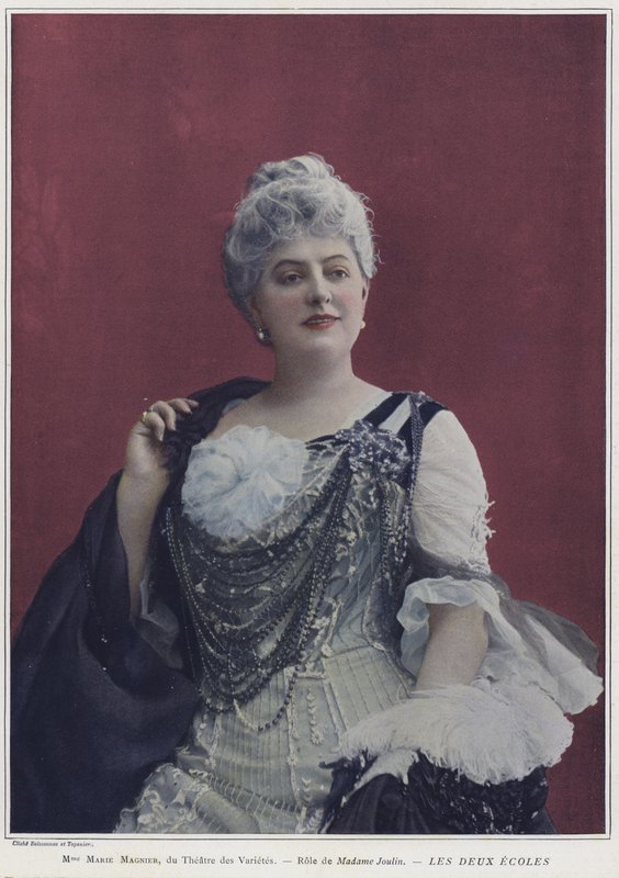 Marie Magnier Madame Joulin szerepében a Les Deux Ecoles-ben (színes fotó) alkotó: French Photographer