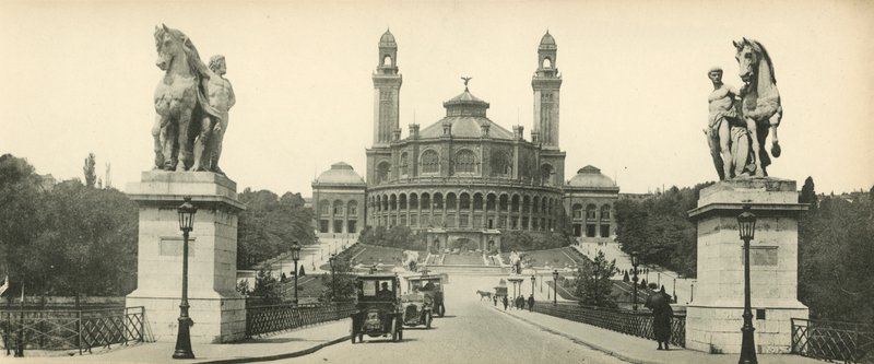 Párizs, a Trocadero palota és a jénai híd, a Trocadero palota és a jénai híd alkotó: French Photographer