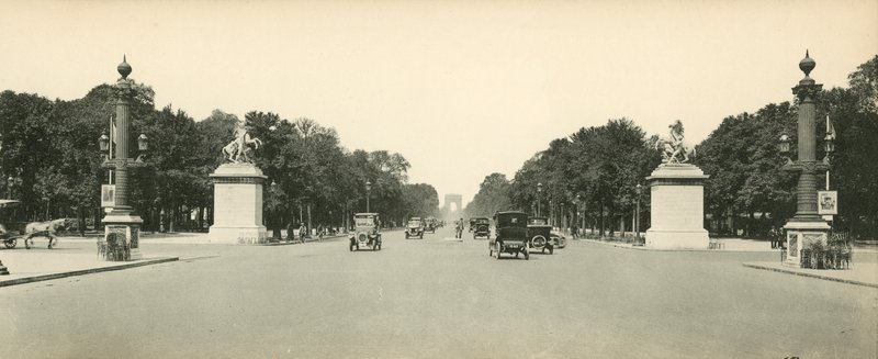 Párizs, Avenue des Champs-Elysees perspektívája, Marly lovai, Champs Elysees Avenue, Marly Horses alkotó: French Photographer