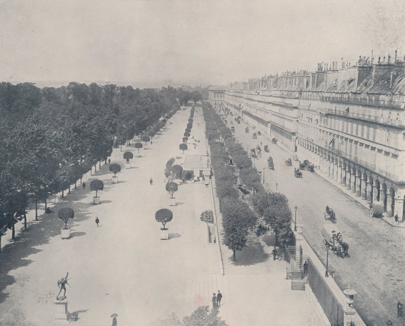 Párizs: Rue de Rivoli és a Tuileries-kert terasza (f/w fotó) alkotó: French Photographer