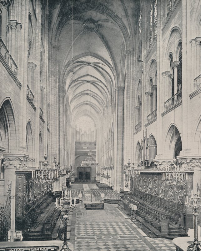 Párizs: A Notre Dame-székesegyház belseje (f/w fotó) alkotó: French Photographer