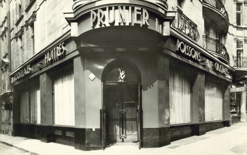 Prunier étterem (f/w fotó) alkotó: French Photographer