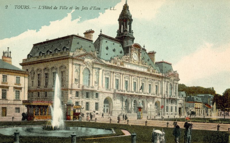 Túrák, városháza, vízsugár alkotó: French Photographer