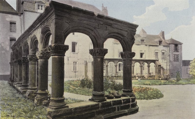 Vannes, A régi kolostor maradványai alkotó: French Photographer