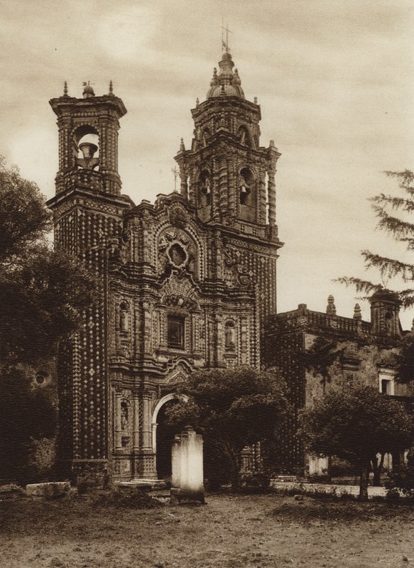 Mexikó: San Francisco templom, korábbi nézet (fekete-fehér fotó) alkotó: Hugo Brehme