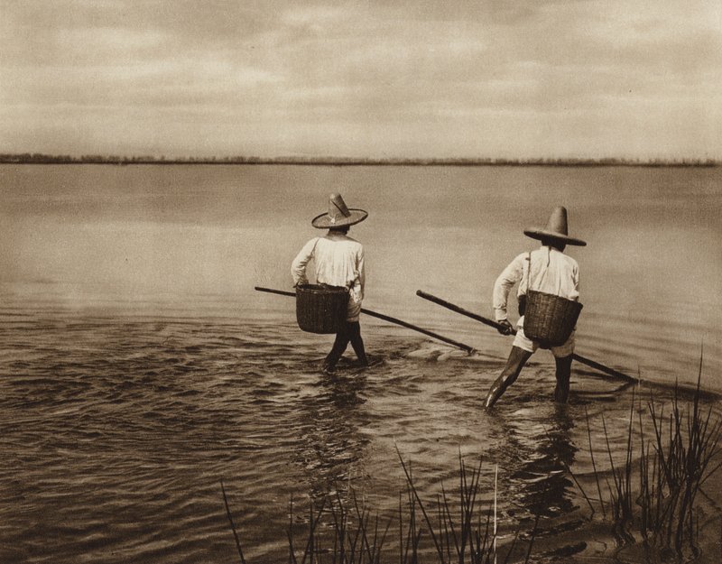 Mexikó: Horgászok a Chapala-tónál (fekete-fehér fotó) alkotó: Hugo Brehme