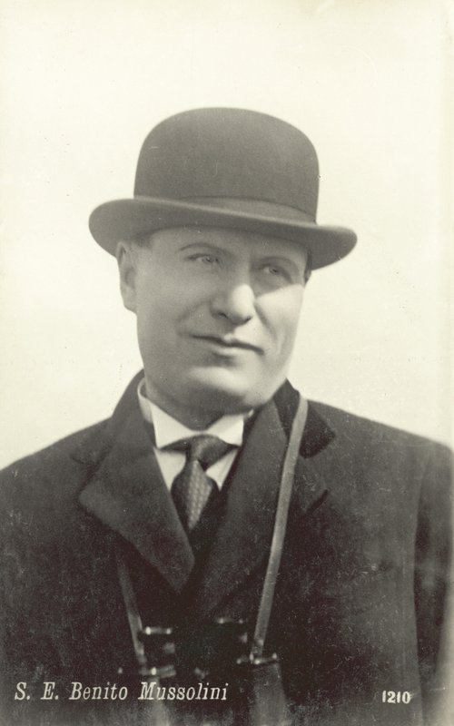 Benito Mussolini alkotó: Italian Photographer