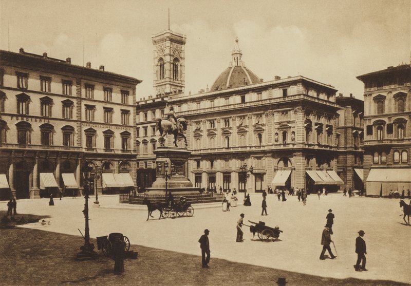 Firenze / Firenze: Piazza Vittorio Emanuele (f / w fotó) alkotó: Italian Photographer