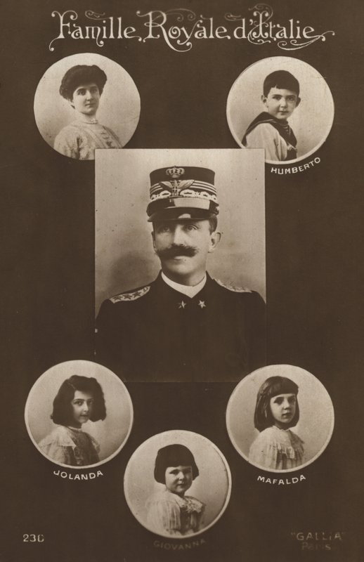 Viktor Emmánuel király és családja (f/w fotó) alkotó: Italian Photographer