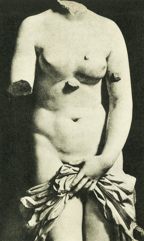 Múzeum, A szirakuszai Vénusz, Kr. e. 3. század Credesis (fekete-fehér fotó) alkotó: Italian Photographer