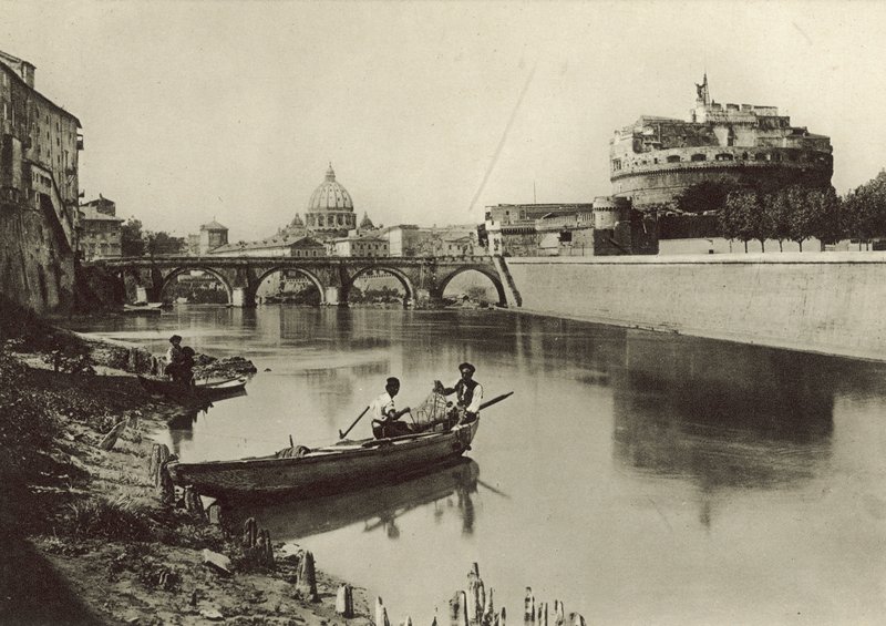 St Angelo kastély és híd alkotó: Italian Photographer