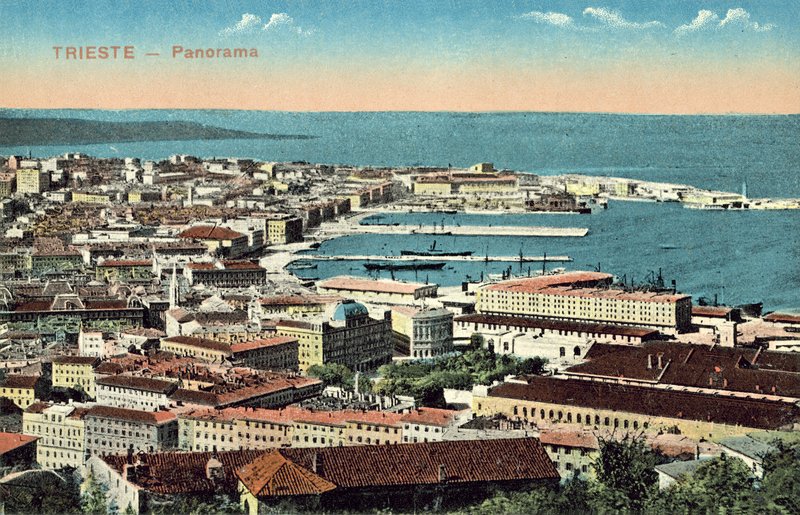 Trieszt, Olaszország, Panoráma alkotó: Italian Photographer