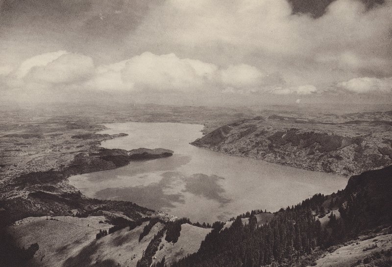 Rigi Kulm, kilátás a Zugi-tóra (f/w fotó) alkotó: Jean Gaberell