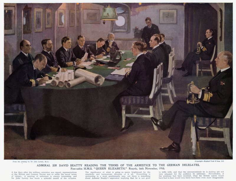 Sir David Beatty admirális felolvassa a fegyverszünet feltételeit a német küldötteknek, az elülső HMS Erzsébet királynőnek, Rosythnak alkotó: John (after) Lavery