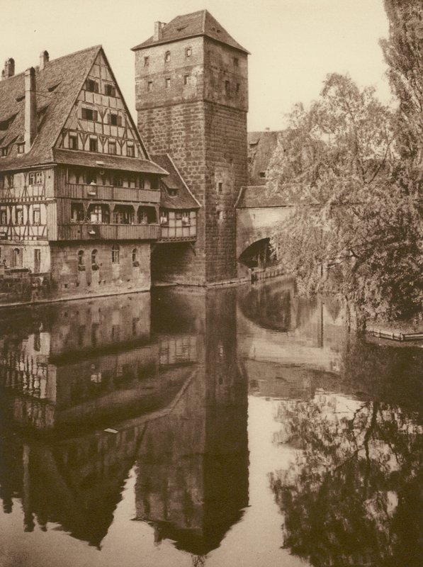 Nürnberg, Der Henkersteg; Nürnberg, A "Henkersteg" (f/w fotó) alkotó: Kurt Hielscher