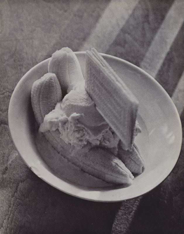 Banana Mess, Eton kaviárja (f/w fotó) alkotó: Laszlo Moholy Nagy