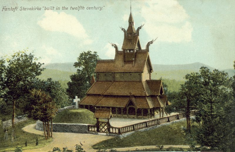 A 12. században épült Fantoft Stavkirke alkotó: Norwegian Photographer