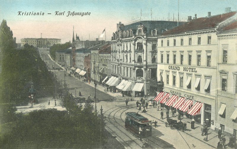 Kristiania (Oslóban), Norvégia, Karl Johans Gate alkotó: Norwegian Photographer
