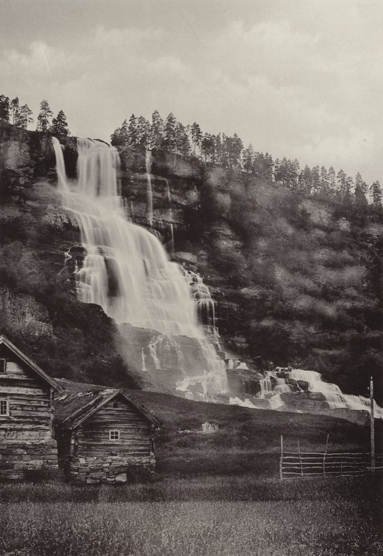 Tvindefos (f/w fotó) alkotó: Norwegian Photographer