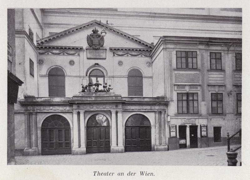 Theatre an der Wien (f/w fotó) alkotó: Austrian Photographer