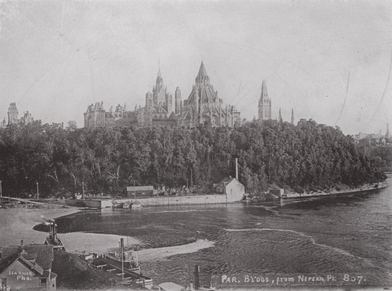 A Parlament épületei, Ottawa, a Nepean Pointról (f/w fotó) alkotó: Photographer Canadian